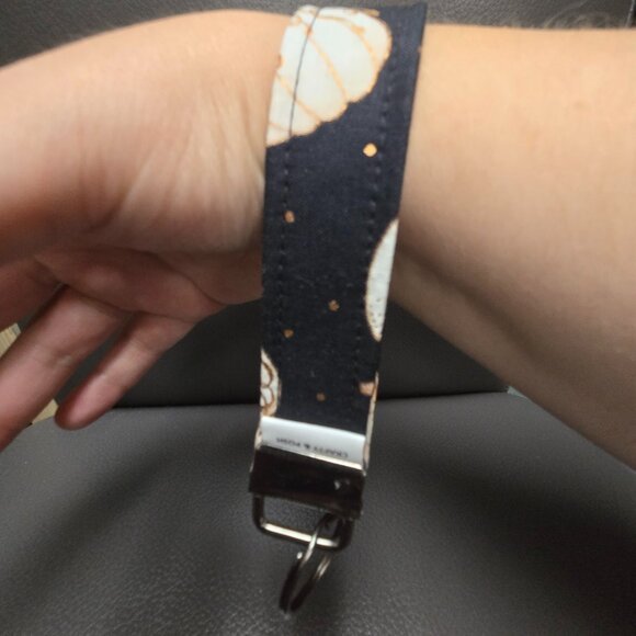 Crafty & Posh Pumpkin Print Handmade Key Wristlet - Picture 1 of 3